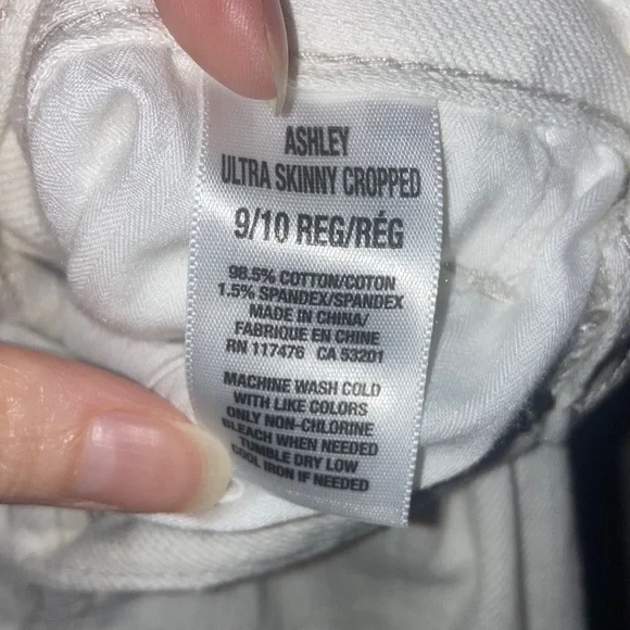 Aeropostale Cream or Bone Colored Skinny Ankle Cropped Jeans Versatile Fit - Picture 9 of 9